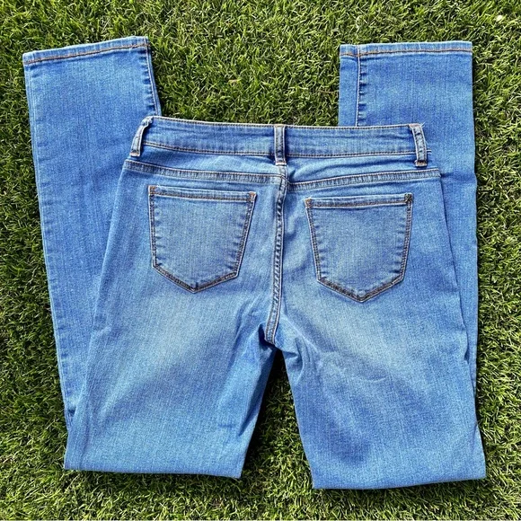 Victoria’s Secret London Jean Pencil Light Denim Boot Cut Jeans - Picture 3 of 3